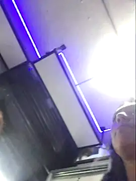 Eveelync25_ live