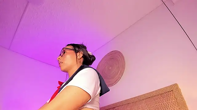 melaniejeannn_ live
