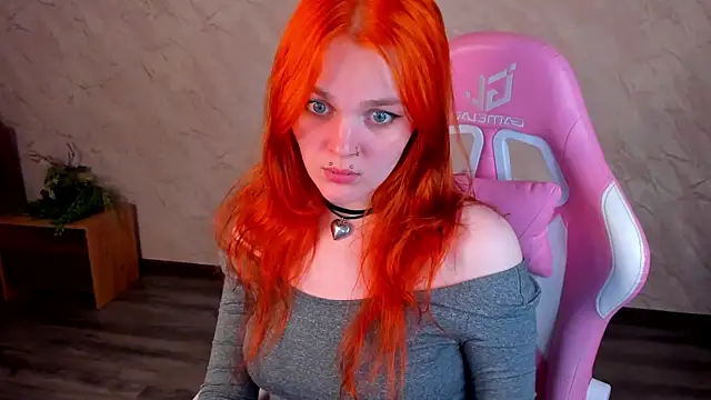 Emilly_Hiil live