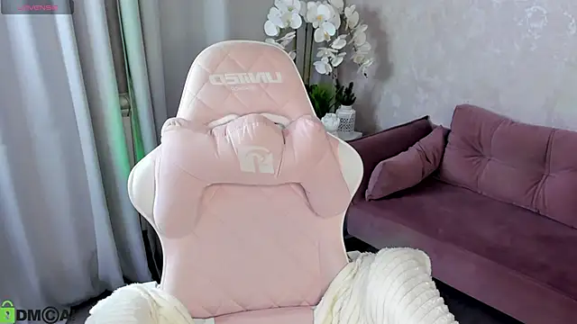 Ella_Butler live