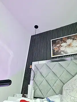 Sara_Chanel_ live