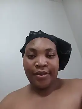 BeverlyQueen15 live