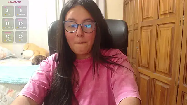 Venus_cat_ live