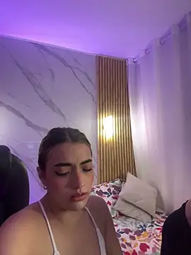 amber_white15 live