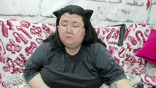 Nadine_asian live