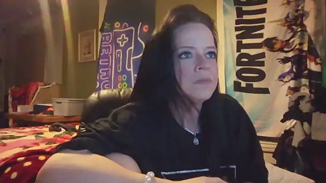 Love_Ashlii live