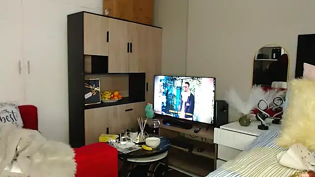 NaughtyMilf_Lilly live