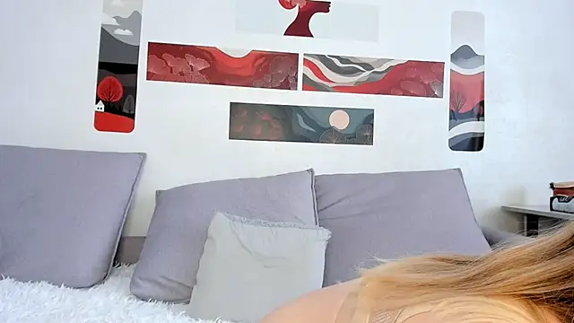 MiaThaine live