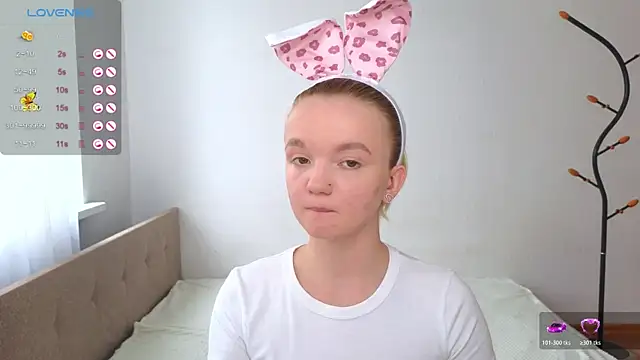 StellaBunny live