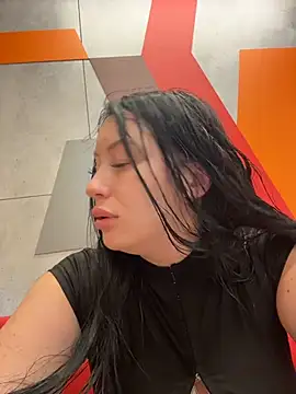 AdinaKan live