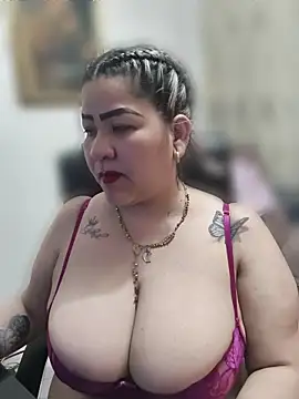 Dalessa_Bigtits live