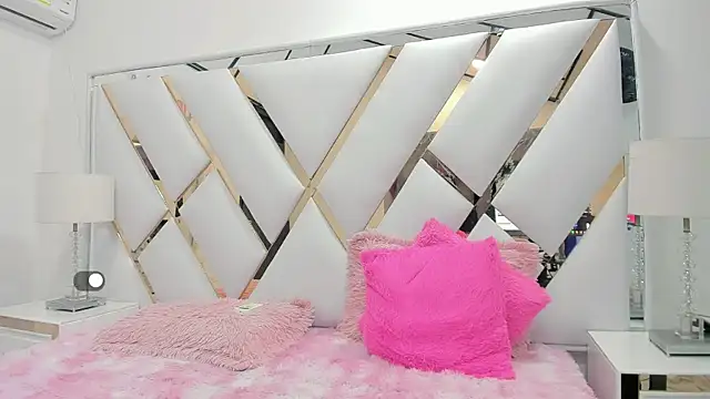 valerie__skinny live