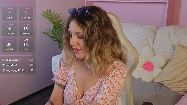 _amymoore_ live