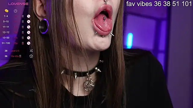 Alice_Goth live