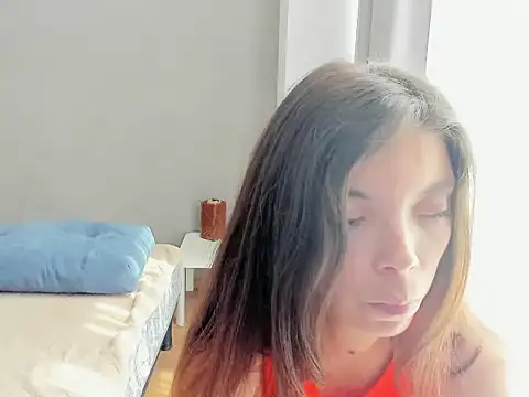 LikaAeiston1 live