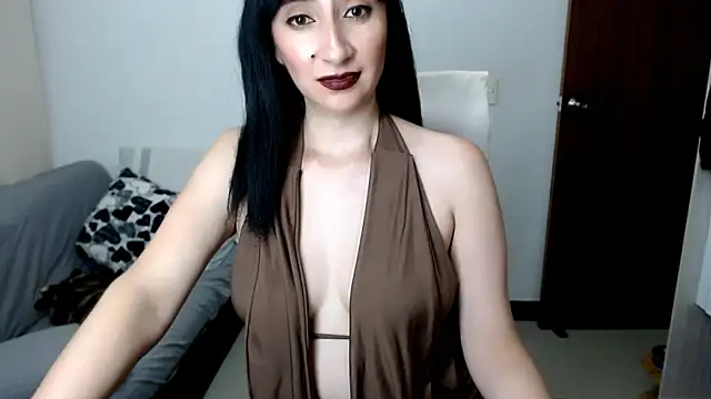 Laura-pervert live