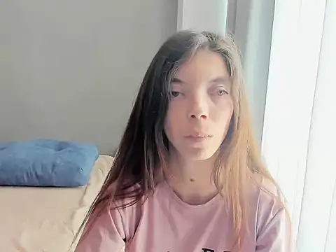 LikaAeiston1 live