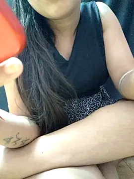 Roshni_98 live