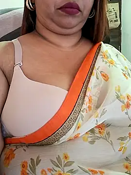 Ravina_patil1 live
