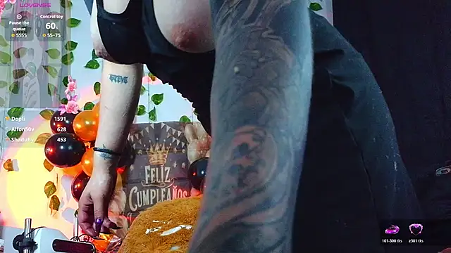 LucyChabs_ live