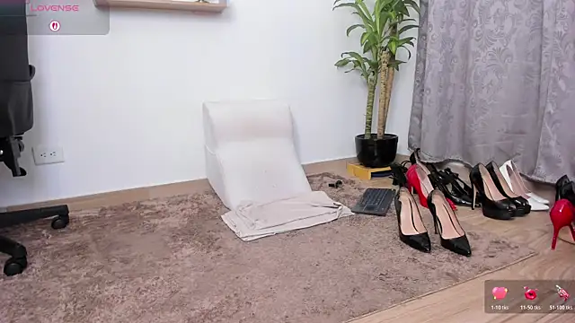 SophieBaker__ live