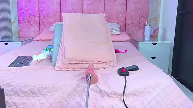 emmacurvy live