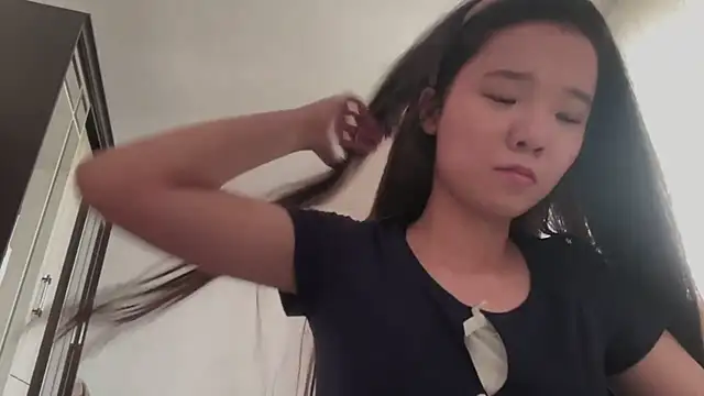 Mika_strawberry live