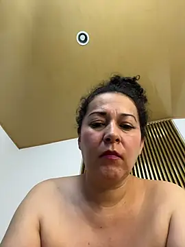 luisa_curli live