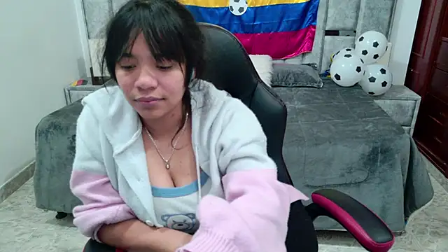 laureentt_ live