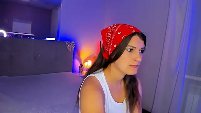 Laura_Leee live