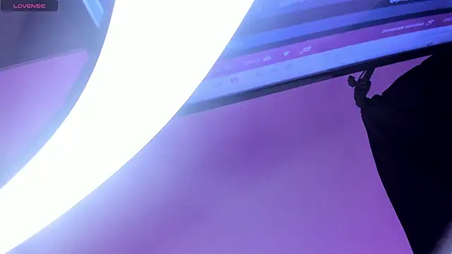 Raven_sweeteyes live