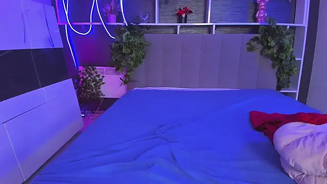 StephieRousee live