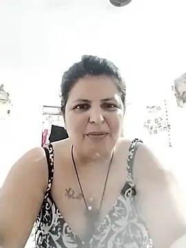 Jann_Riya333 live