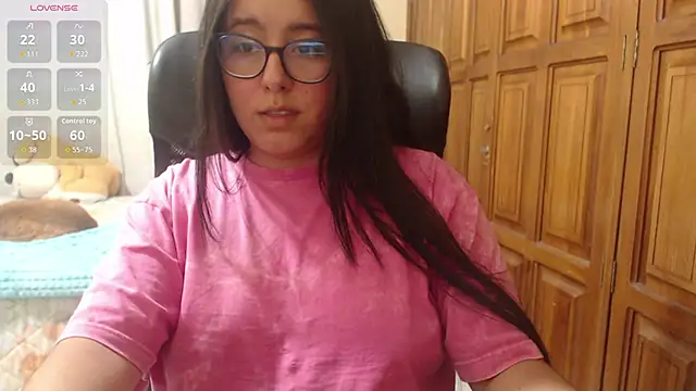 Venus_cat_ live
