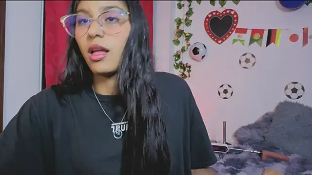 PaulaCutexs live