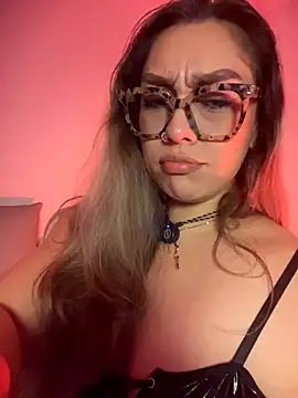 Im_sophiie live