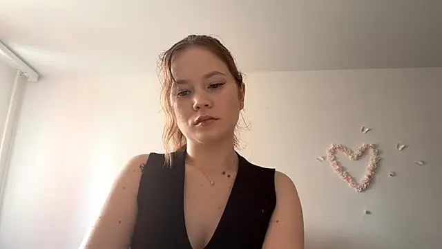 LauranAngelbeck live