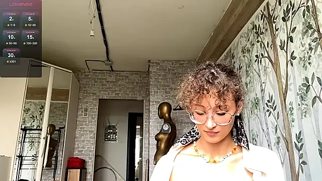 CurlyWinx live