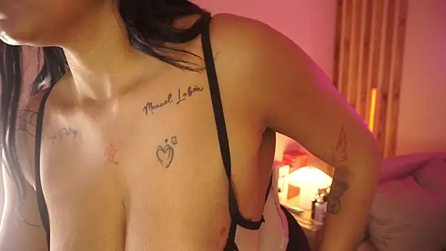 MadeleineSanez live