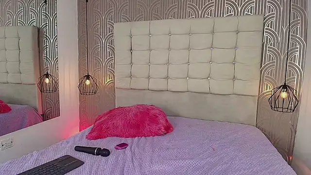 LexieBloom live