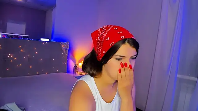 Laura_Leee live