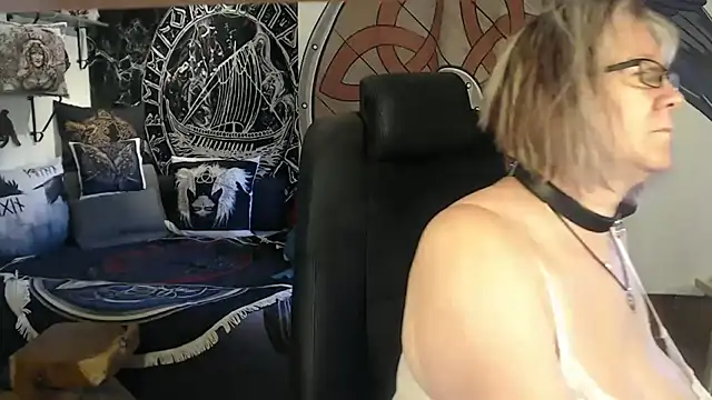 TittenMichelle live