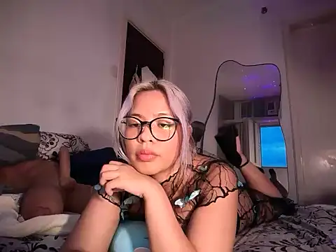 Tina_Slick live
