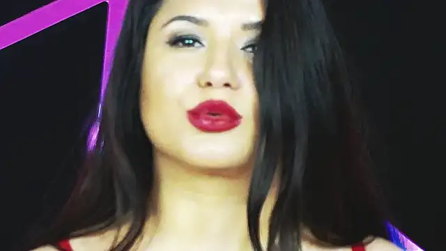 EssenaMonroe live