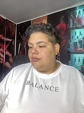 Hailey_Curvy live