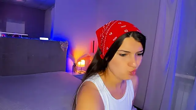 Laura_Leee live