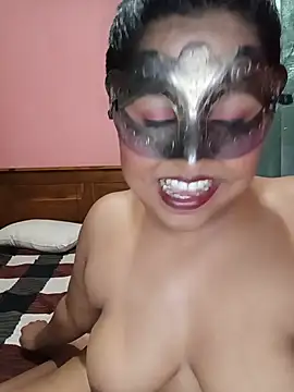 Maskedcurves live