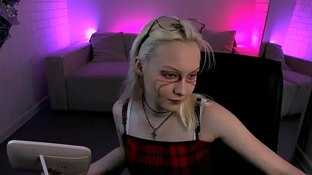 OliviaVale live