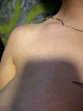 Emiily_lee live