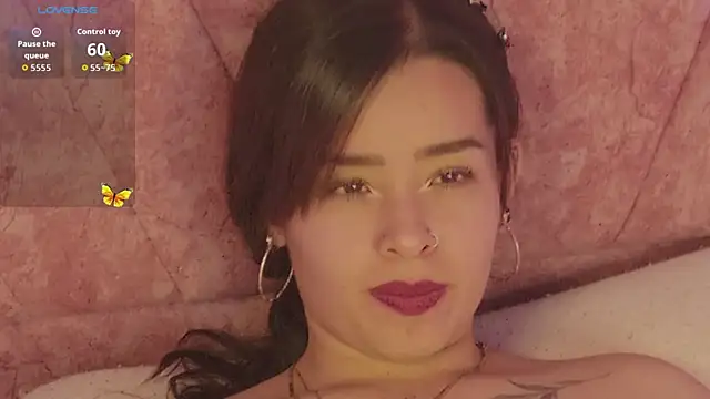 Mia_lopez_1 live